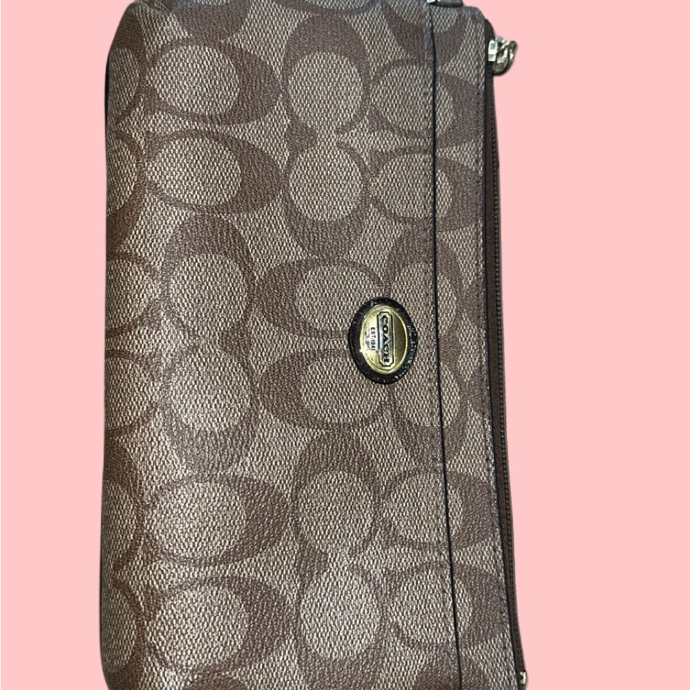 Coach Tan Signature Pattern wallet or Wristlet - image 1